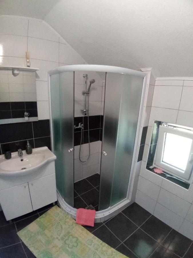 Apartment Gradina كورينيتسا المظهر الخارجي الصورة