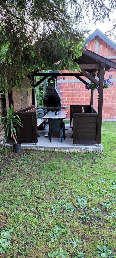 Apartment Gradina كورينيتسا المظهر الخارجي الصورة